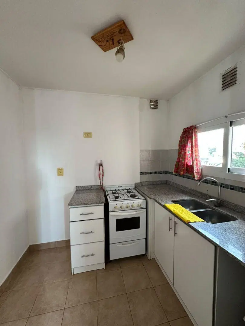 Departamento 2 ambientes. | Haedo 1100 5