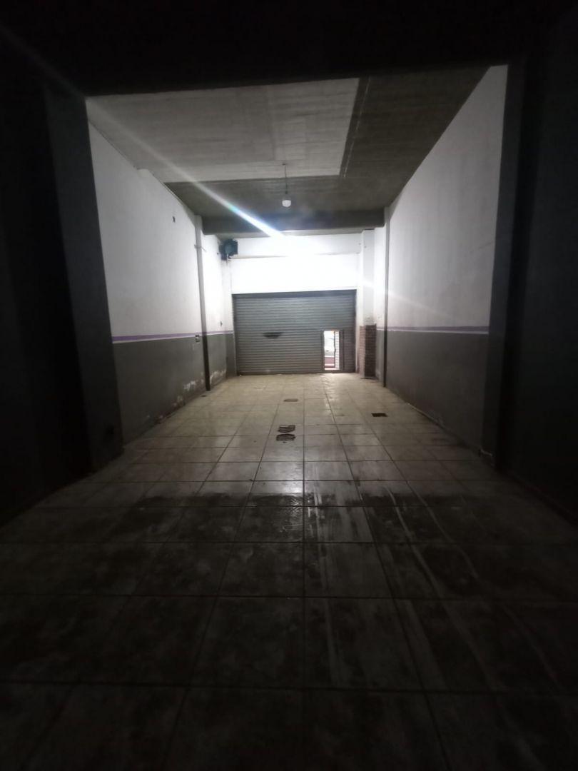 Foto de Local . | Peron 3783, imagen 2