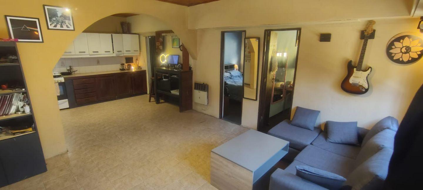 Foto de Venta Prop + 7 amb 450m2 lote 177m2 cubiertos, imagen 1