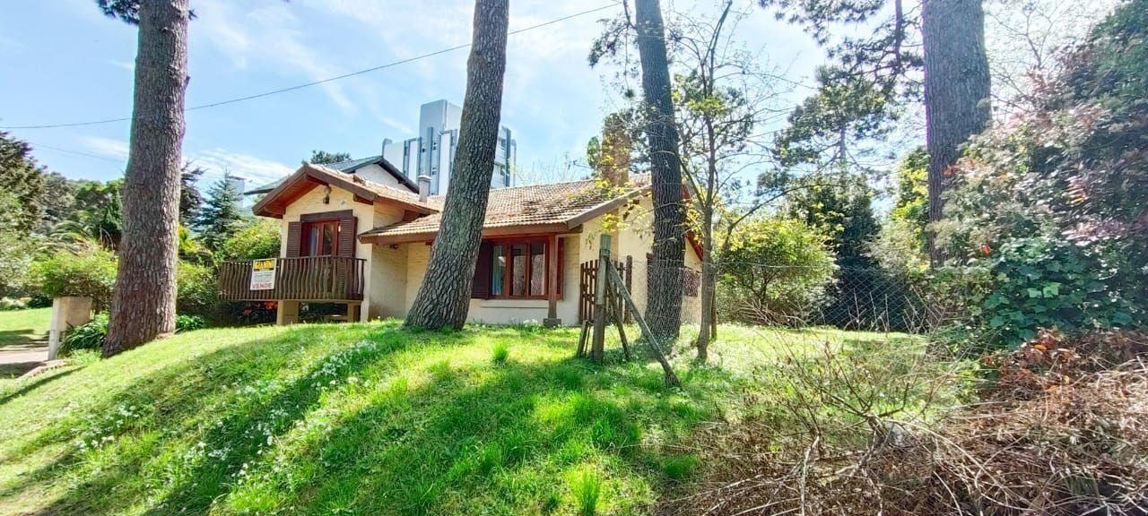 Foto de Venta casa 4 amb Barrio Norte 3 Baños Quincho cochera 420 lote y 150m2, imagen 5