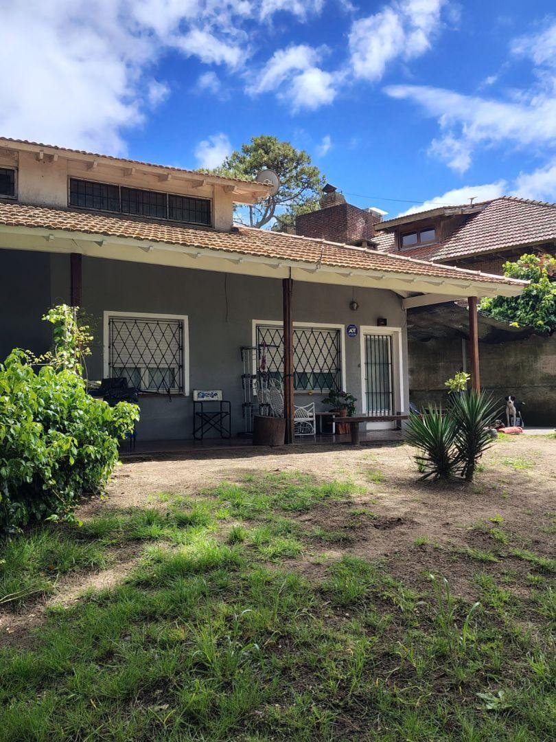 Foto de Venta casa 3 amb 330m2 lote y 85m2 cub Centrico gas natural, imagen 5