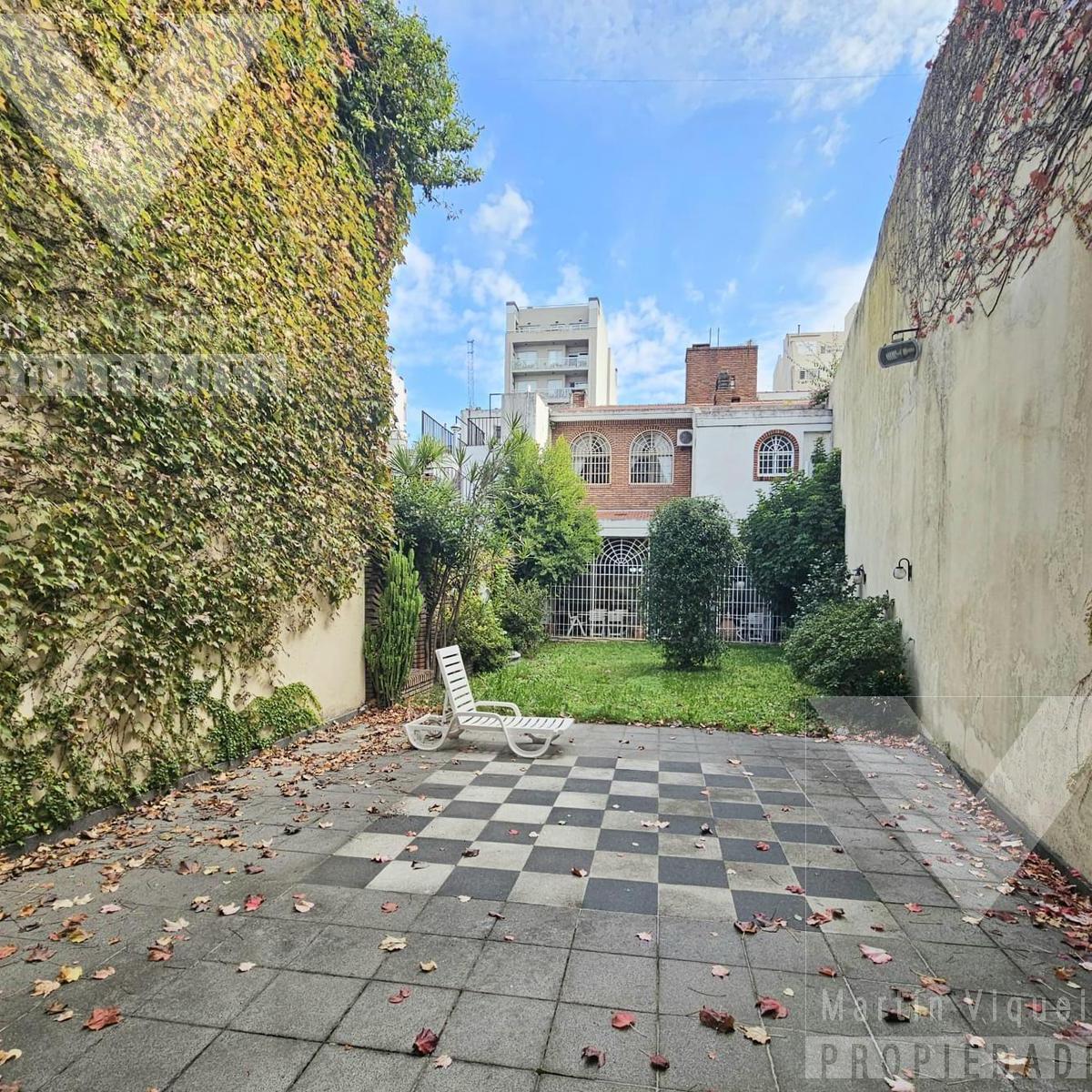 Casa en V. Crespo, 4 Dorm en Suite. Galería y Fondo de 135 m² 5