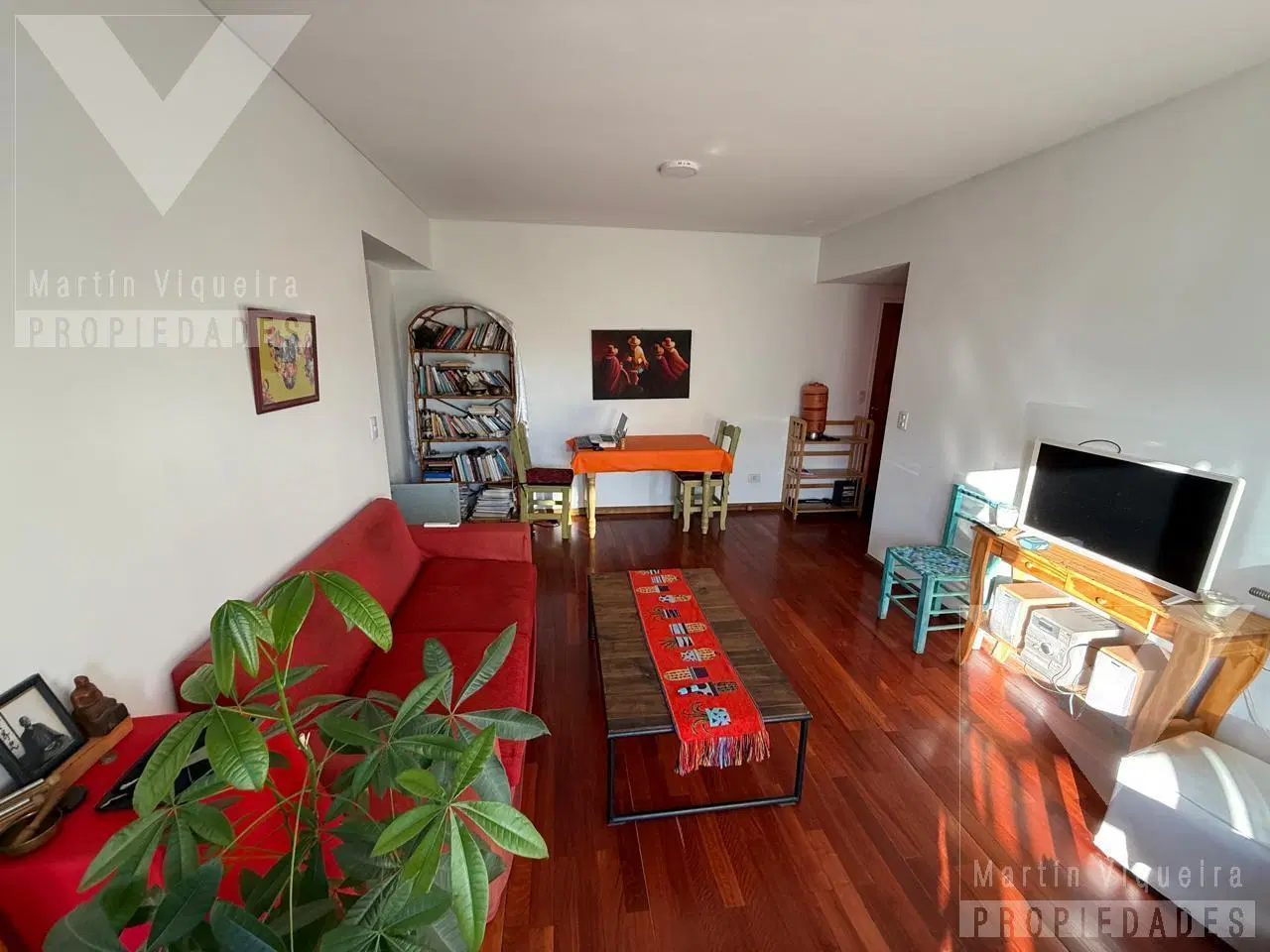 Departamento en VENTA con balcón y terraza propia. Freire y Congreso. 3