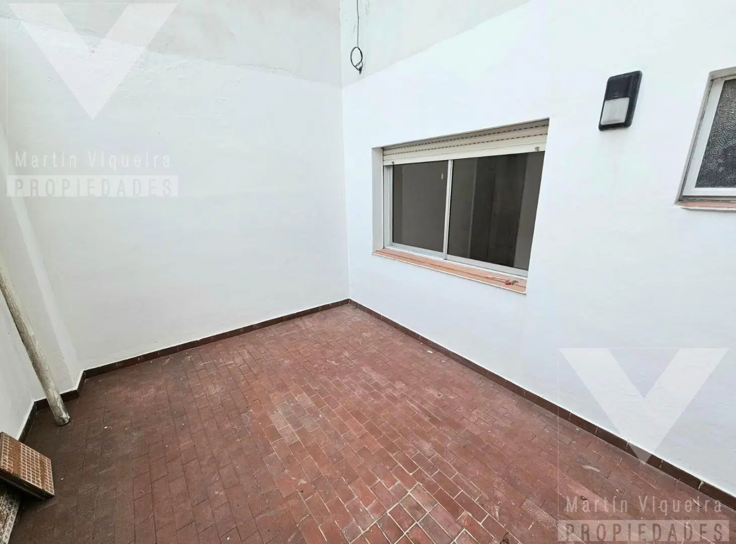 Alquiler de Tres ambientes en planta baja con dos patios. Púan y entre Ramon Falcon y Alberdi 5