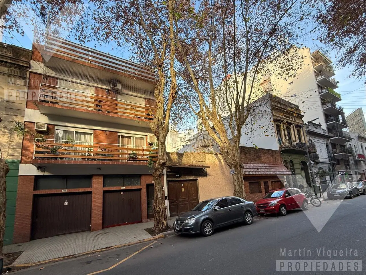 Almagro. Piso de Dos ambientes, con Terraza Propia, y Cochera Cubierta. 3