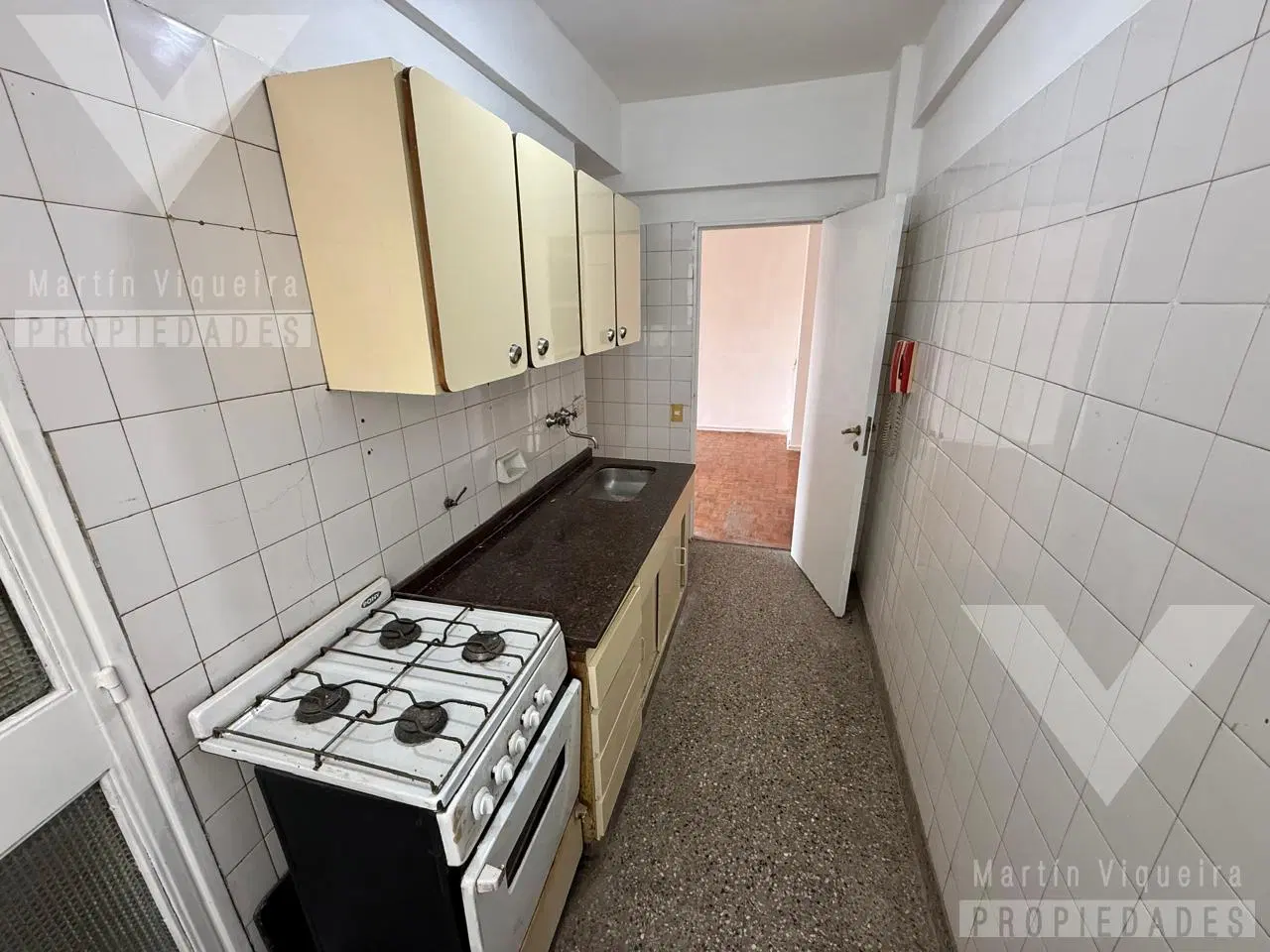Departamento de 2 ambientes con balcón y vista abierta en Villa Martelli 8