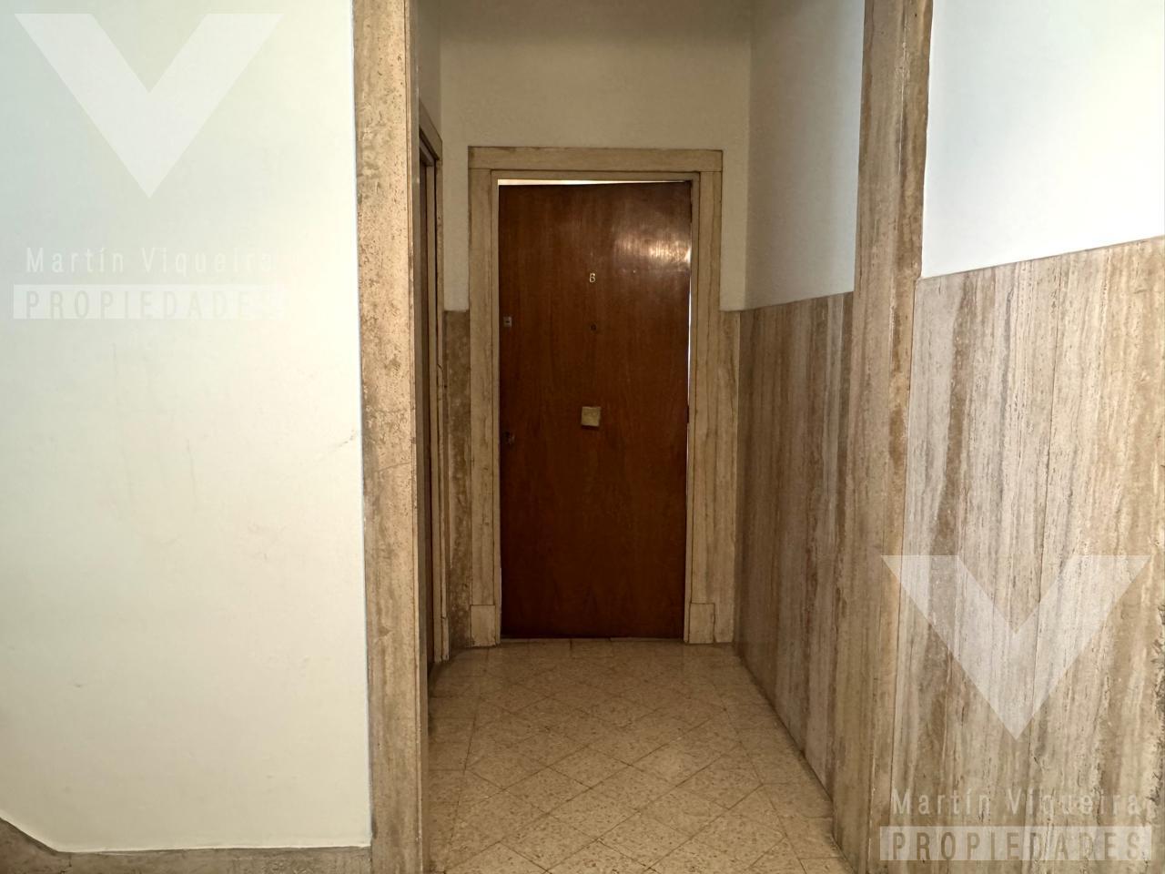 Foto de Departamento de 3 ambientes amoblado en alquiler. Larrea y Santa Fe, imagen 1