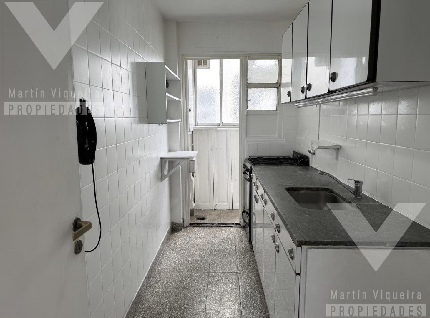 Foto de 2 AMBIENTES EN PISO 13 CON GRAN BALCÓN TERRAZA Y VISTA ABIERTA, imagen 4