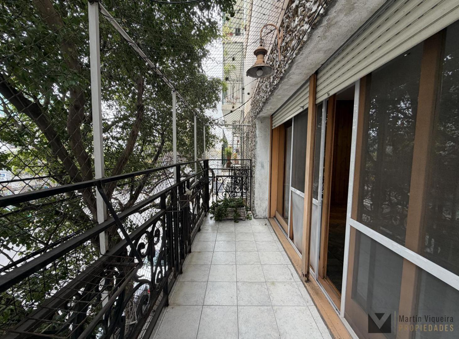 Foto de PH con gran terraza + 2 balcones en Boedo, imagen 3