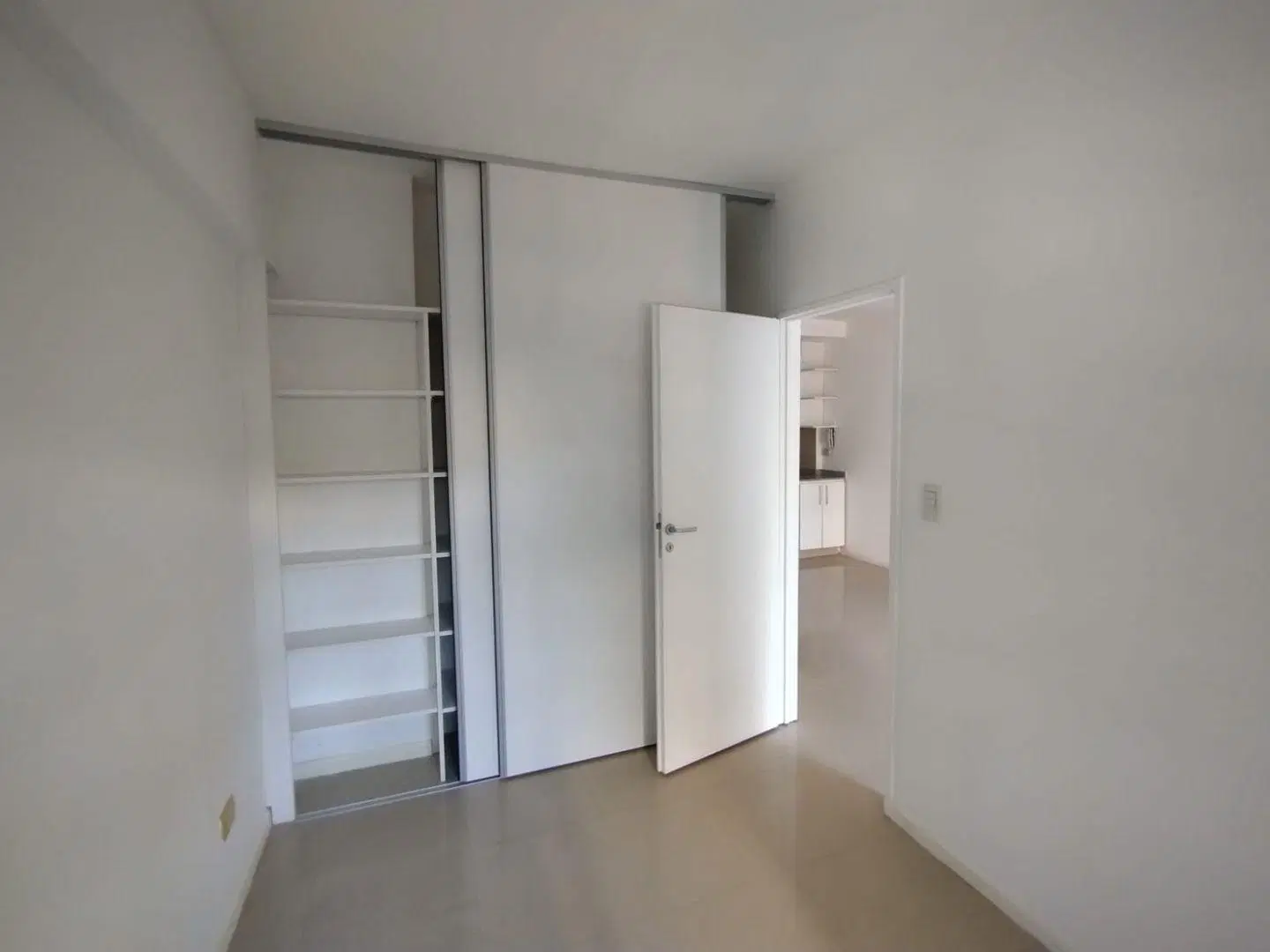DEPARTAMENTO 2 AMBIENTES EN ALQUILER 5