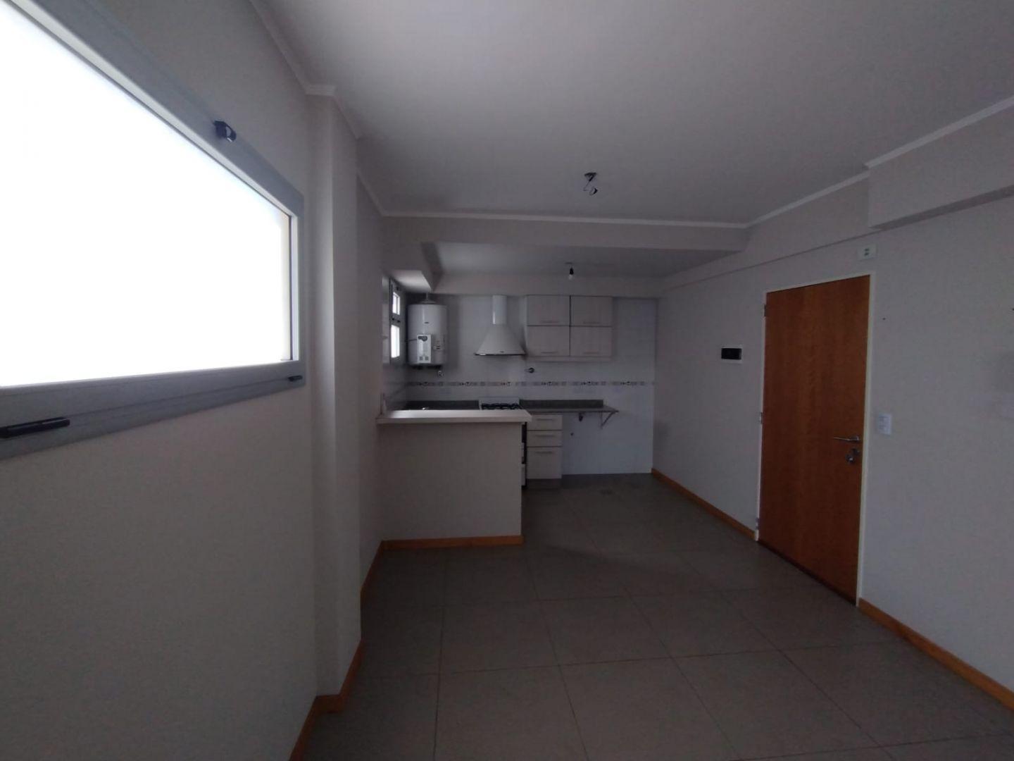 Foto de MONOAMBIENTE CON BALCON EN FLORES, imagen 5