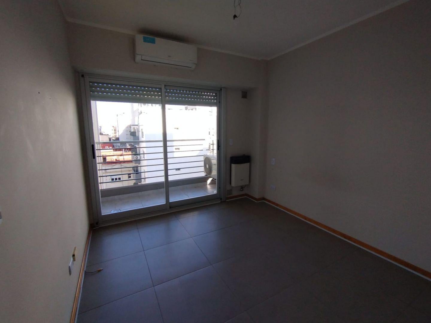 Foto de MONOAMBIENTE CON BALCON EN FLORES, imagen 5