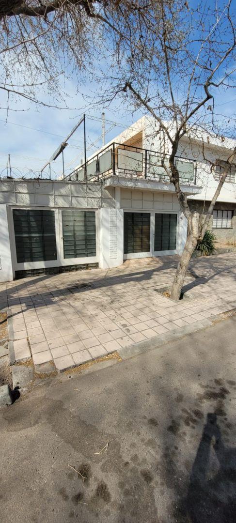 Foto de ALQUILER Casa Barrio Bancario, Godoy Cruz, imagen 4