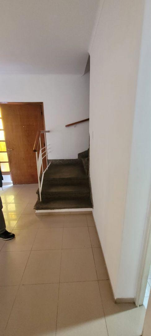 Foto de Venta de Casa 4 dormitorios en Barrio BOMBAL, Godoy Cruz, imagen 4