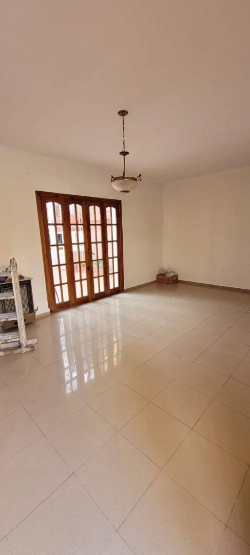 Foto de Venta de Casa 4 dormitorios en Barrio BOMBAL, Godoy Cruz, imagen 3