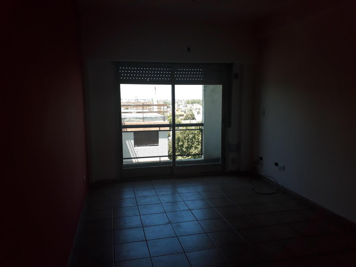 DEPTO. 2 AMB.- EN VENTA EN RAMOS MEJIA