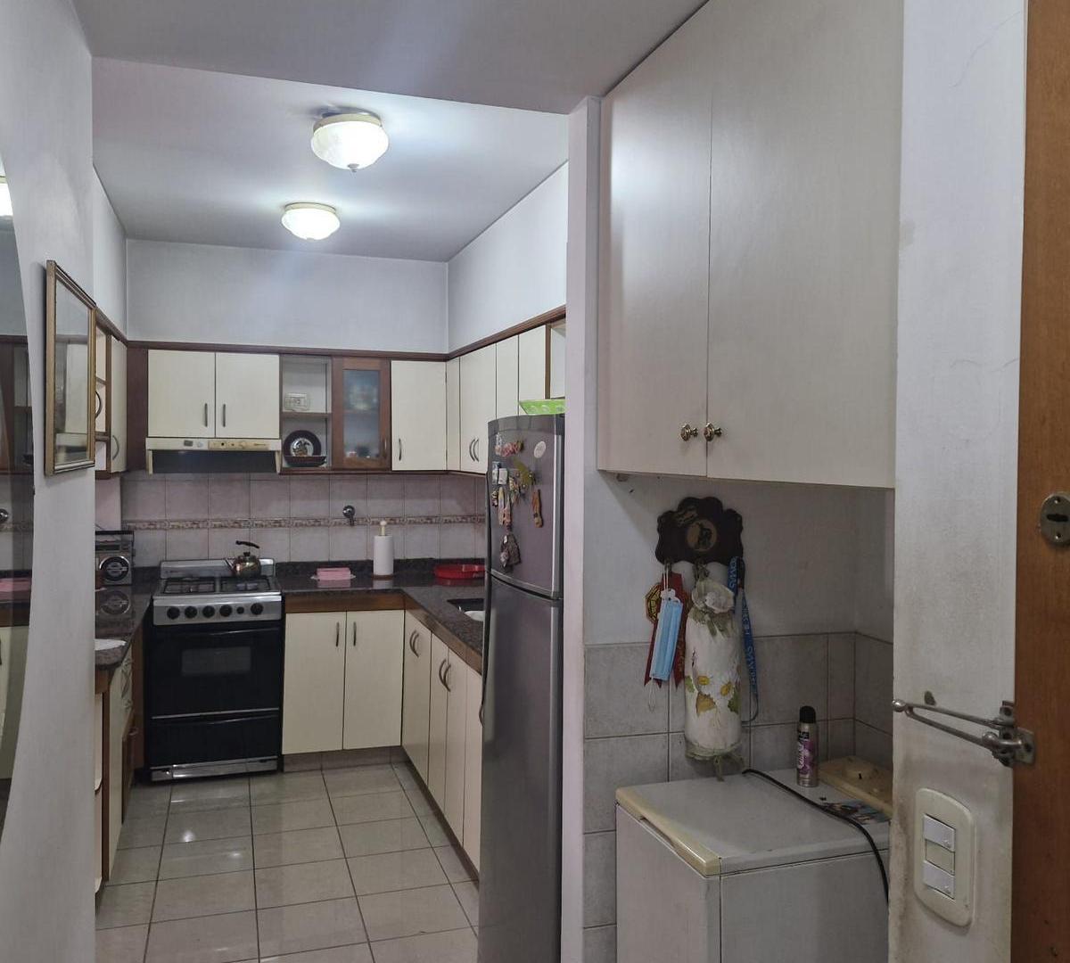 Foto de DEPTO 3 AMB. EN VENTA EN RAMOS MEJIA, imagen 2