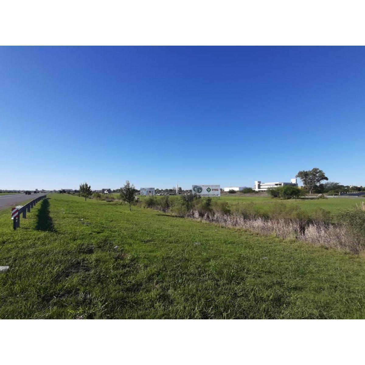 Lote en Venta Sobre Au Rosario - Bs As Zona Industrial 3