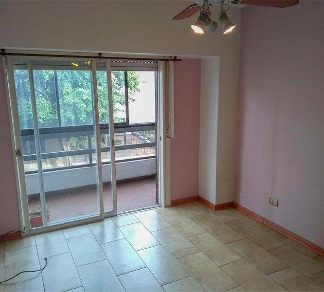 Venta con Renta - Depto. 2 Ambientes en Excelente Ubicación 1