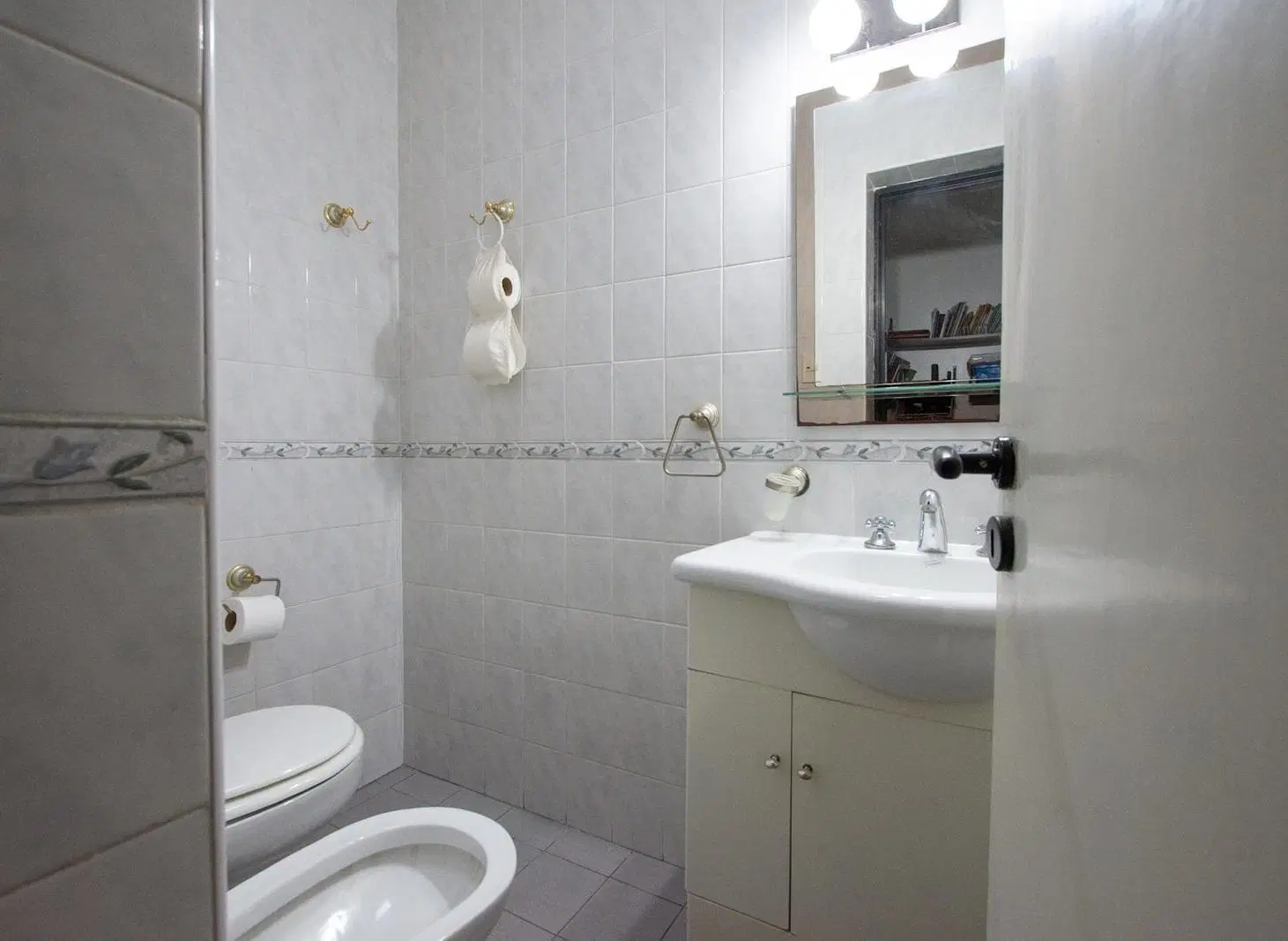 Espectacular casa de 4 ambientes con parque de 250 m2 3