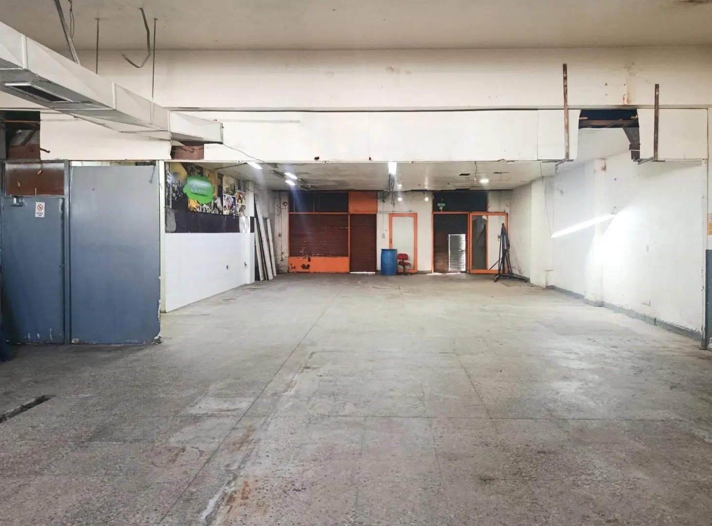 Local 200 m2 Av. Ricardo Balbín 3