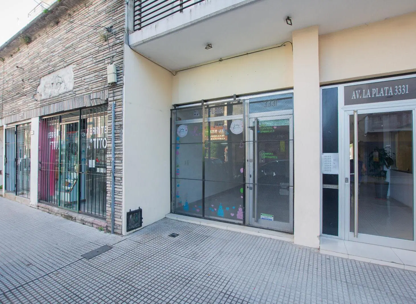 Local en Centro Comercial de Santos Lugares - Oportunidad Real 4