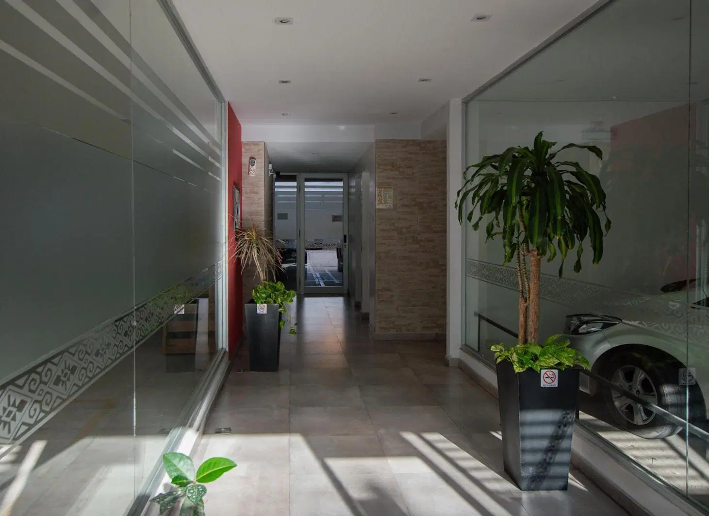 Departamento 2 ambientes con Cochera y Balcón – luminoso y al frente 5