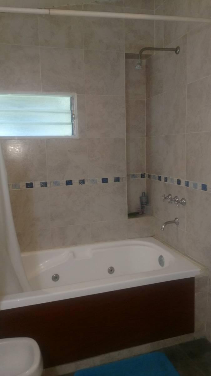 Casa en Venta U$s 210.000, en Muñiz 5