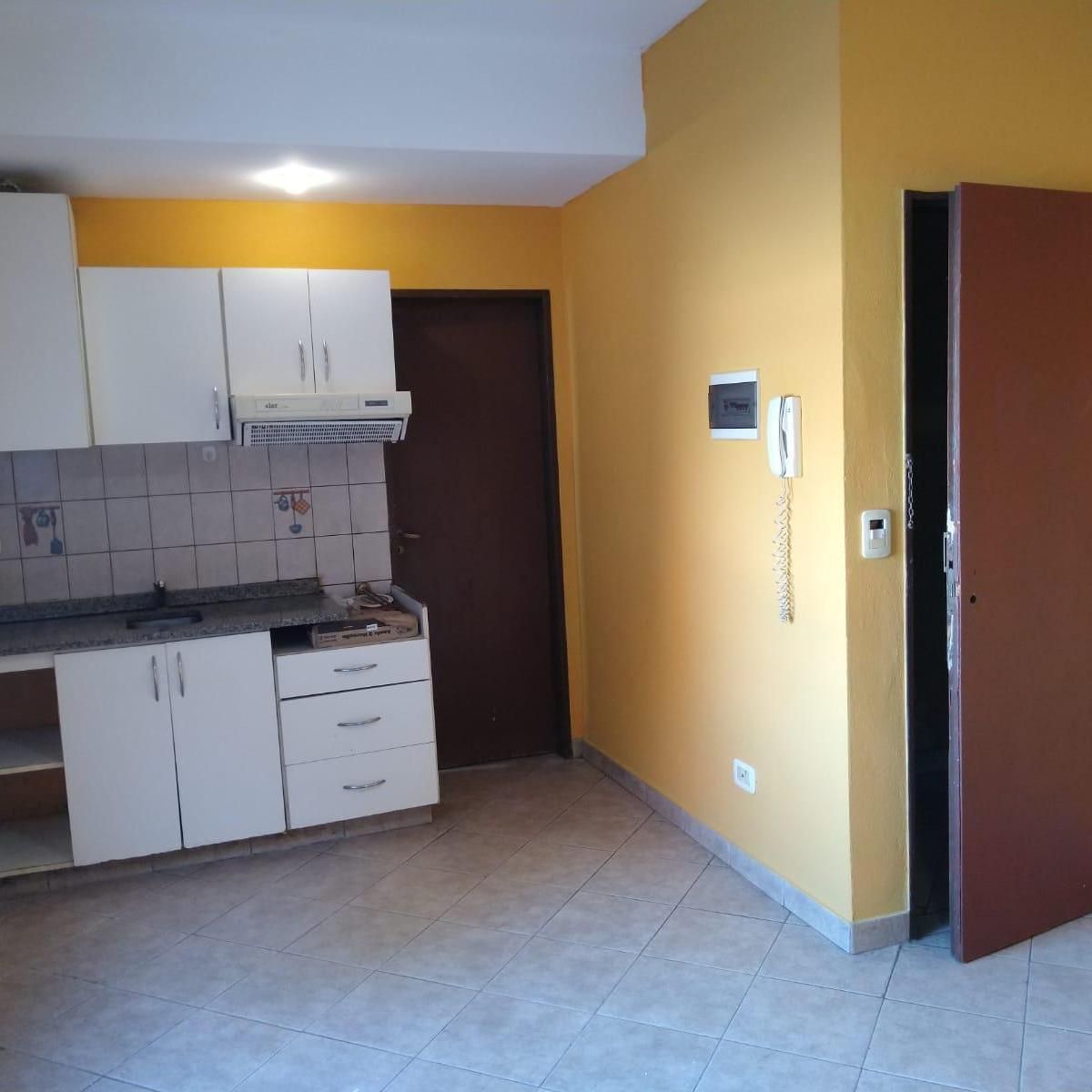 Departamento Monoambiente en San Miguel, Sobre Av Balbín, U$s35000 5