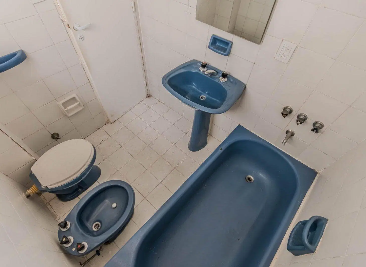 VENTA. DEPTO. 3 AMBIENTES. BALCÓN. BALVANERA. 4
