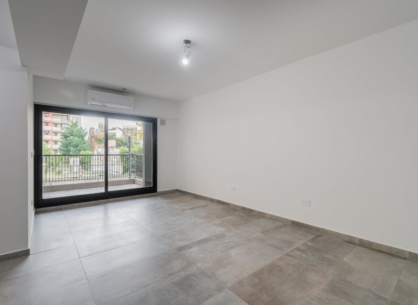 EN VENTA. BELGRANO. DPTO A ESTRENAR. 3 AMBIENTES. 2 BAÑOS. BALCON CORRIDO.