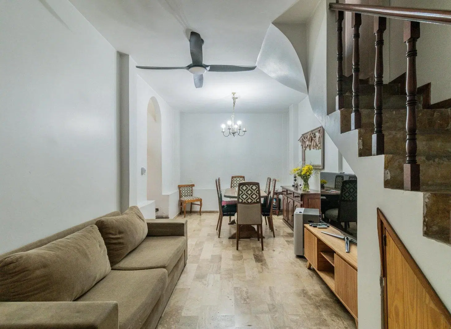 Casa. Multifamiliar. Lote Propio. Flores 5