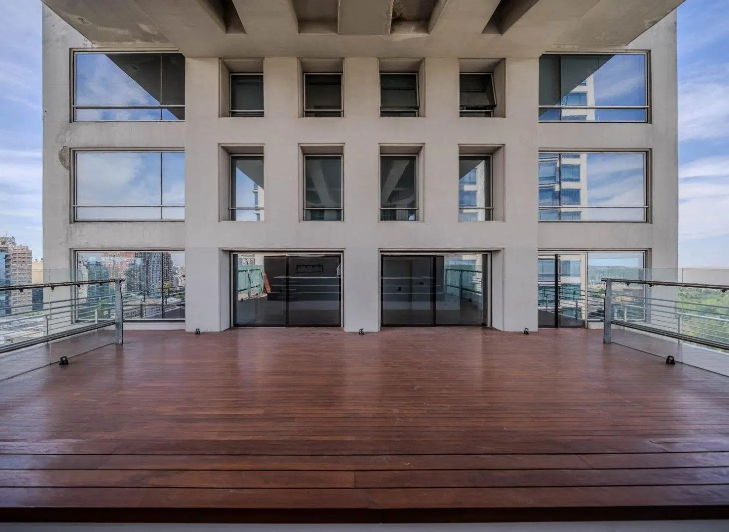 Semipiso AL RÍO - Terraza y Pileta propia 1