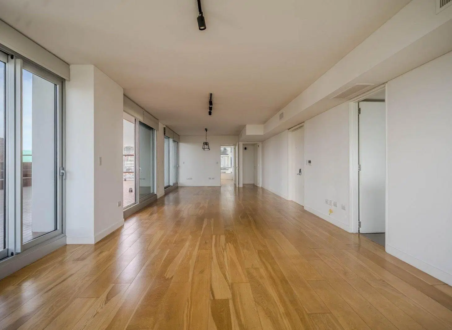 Semipiso AL RÍO - Terraza y Pileta propia 3