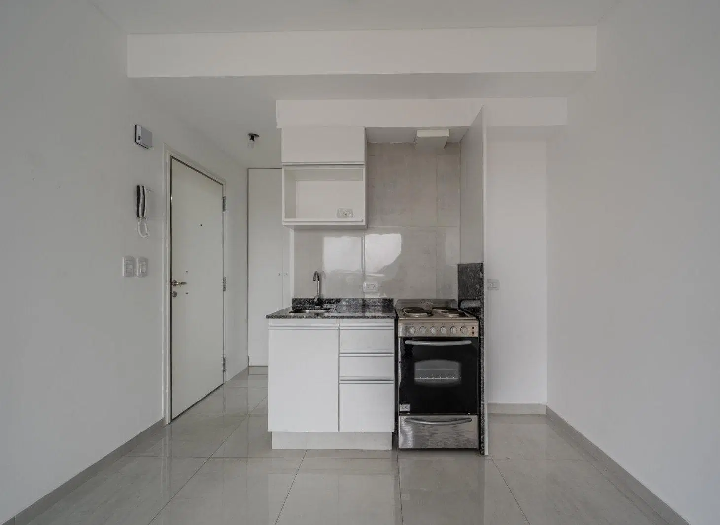 VENTA. DEPTO. MONOAMBIENTE. BALCÓN. A ESTRENAR. QUILMES 1