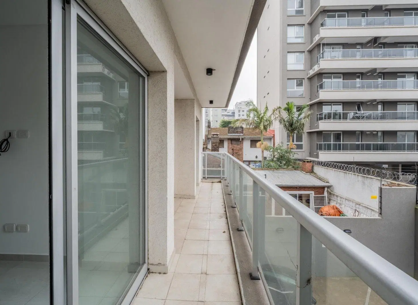 VENTA. DEPTO. 2 AMBIENTES. BALCÓN. A ESTRENAR. QUILMES 4