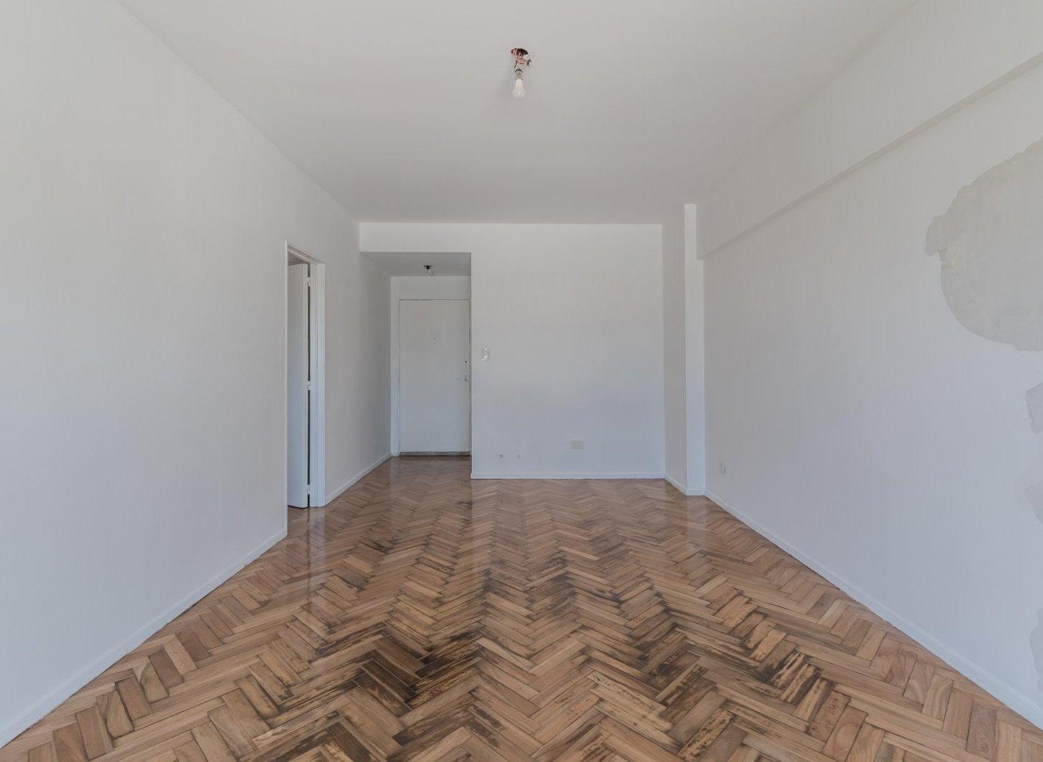 VENTA. 2 AMB. VILLA URQUIZA. REFACCIONADO