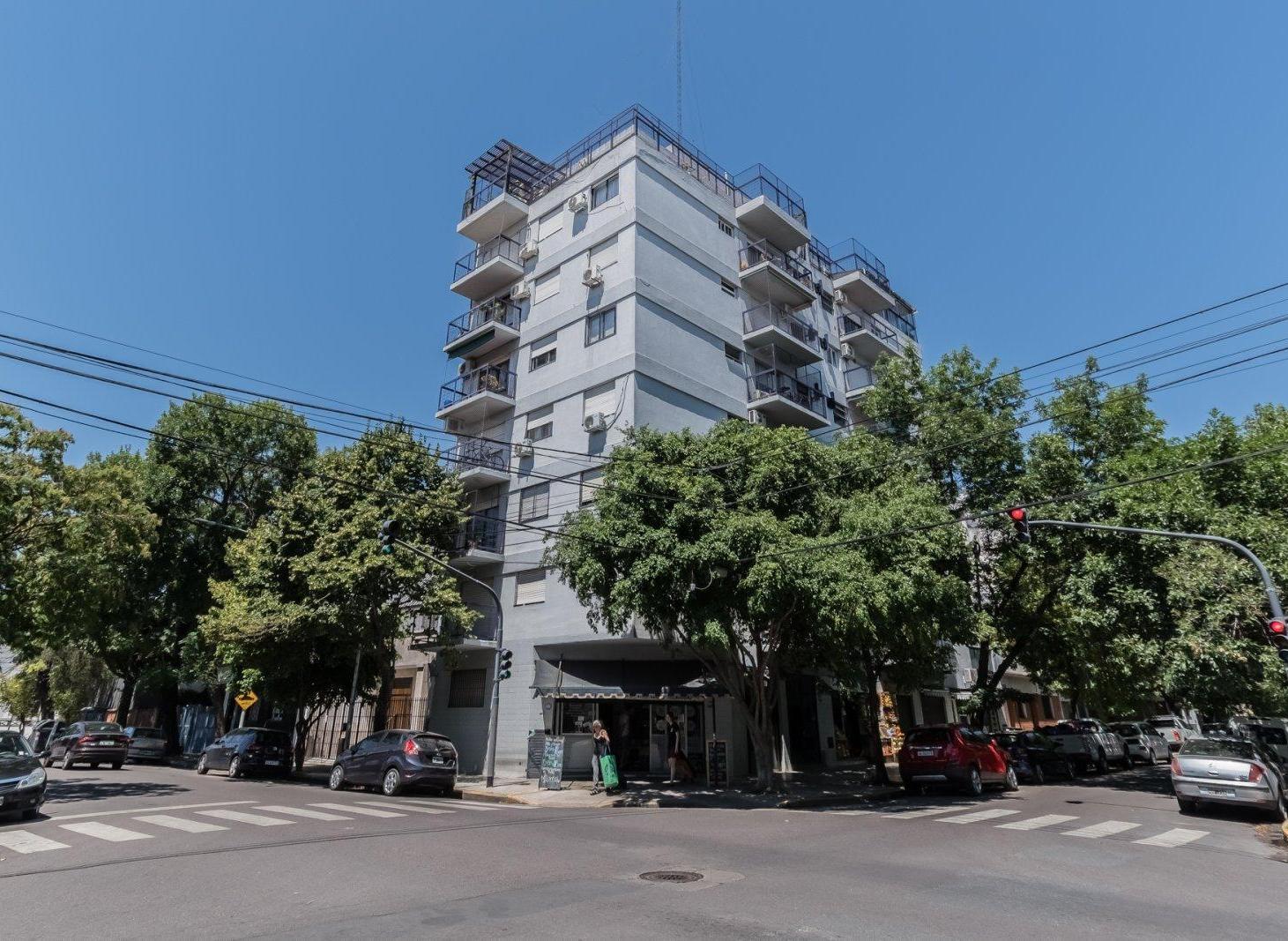 VENTA. 2 AMB. VILLA URQUIZA. REFACCIONADO