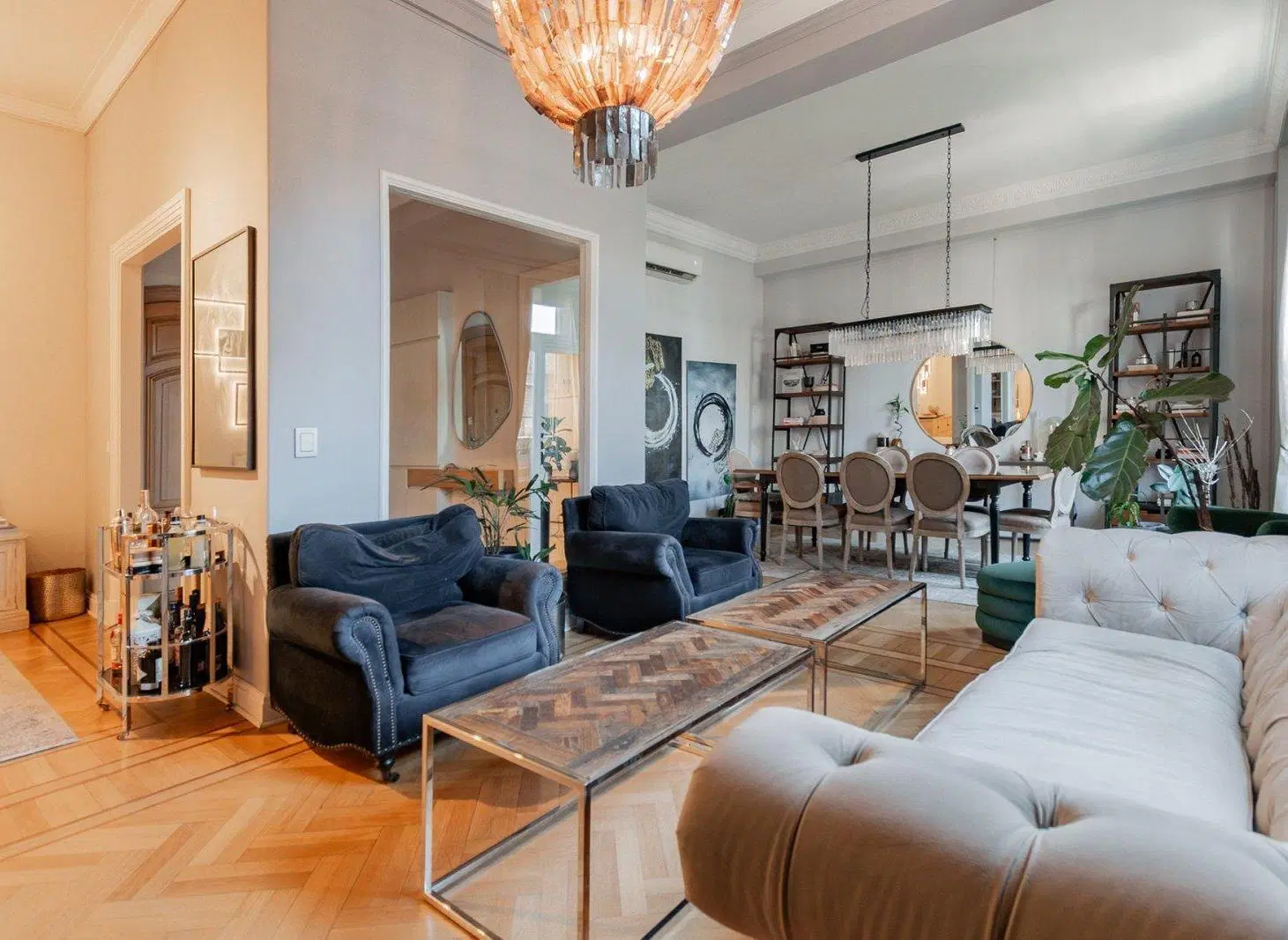 VENTA. DEPTO. 5 AMBIENTES. SEMIPISO. COCHERA. RECOLETA 3