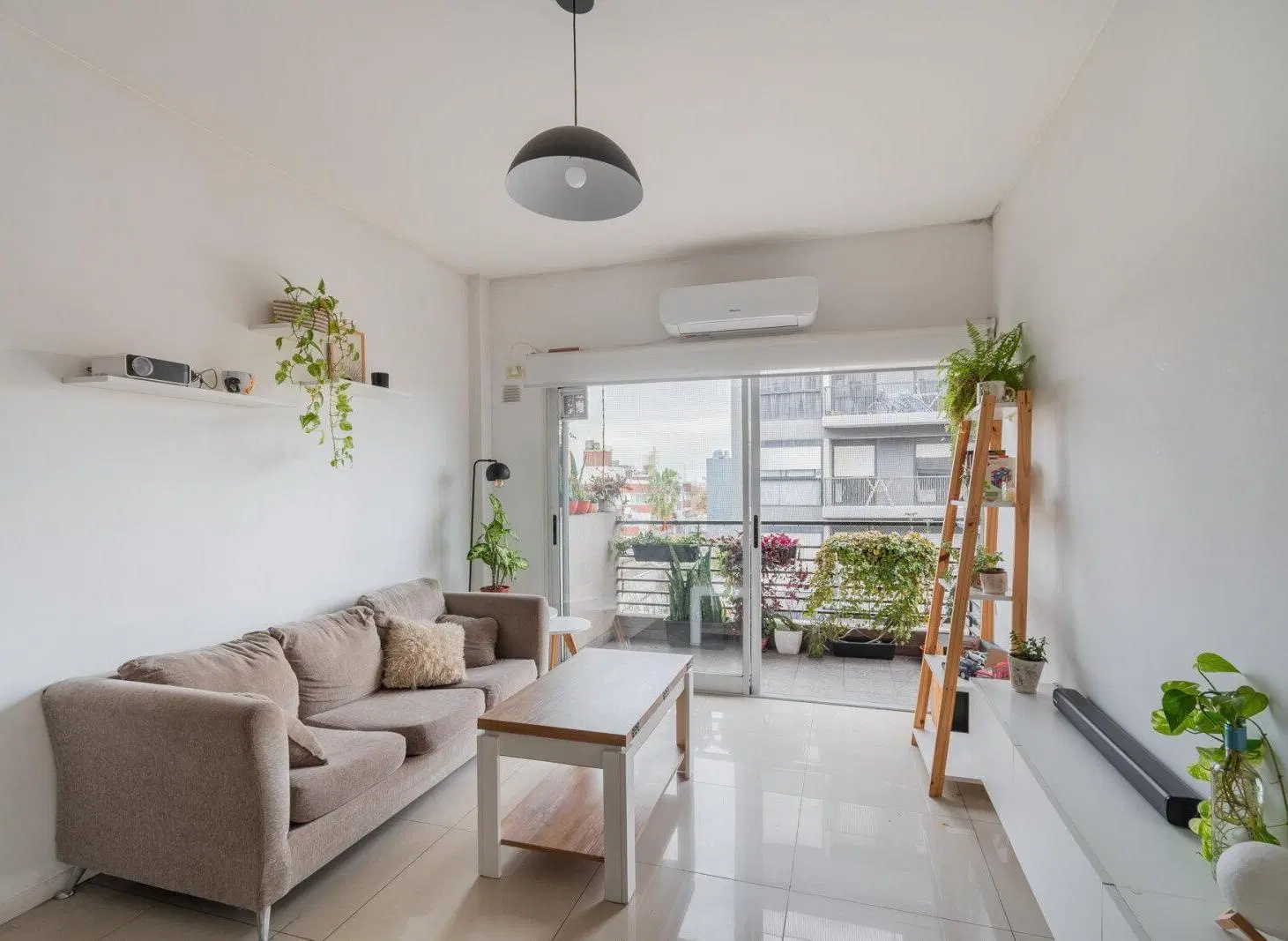 DEPARTAMENTO. 3 AMB. C/BALCON. Villa del Parque 3