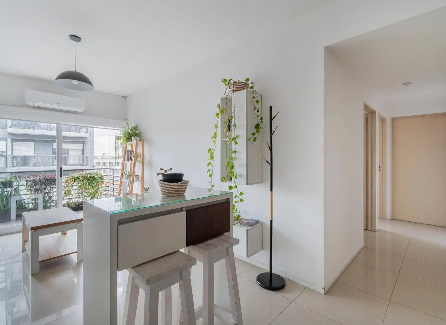 DEPARTAMENTO. 3 AMB. C/BALCON. Villa del Parque 5