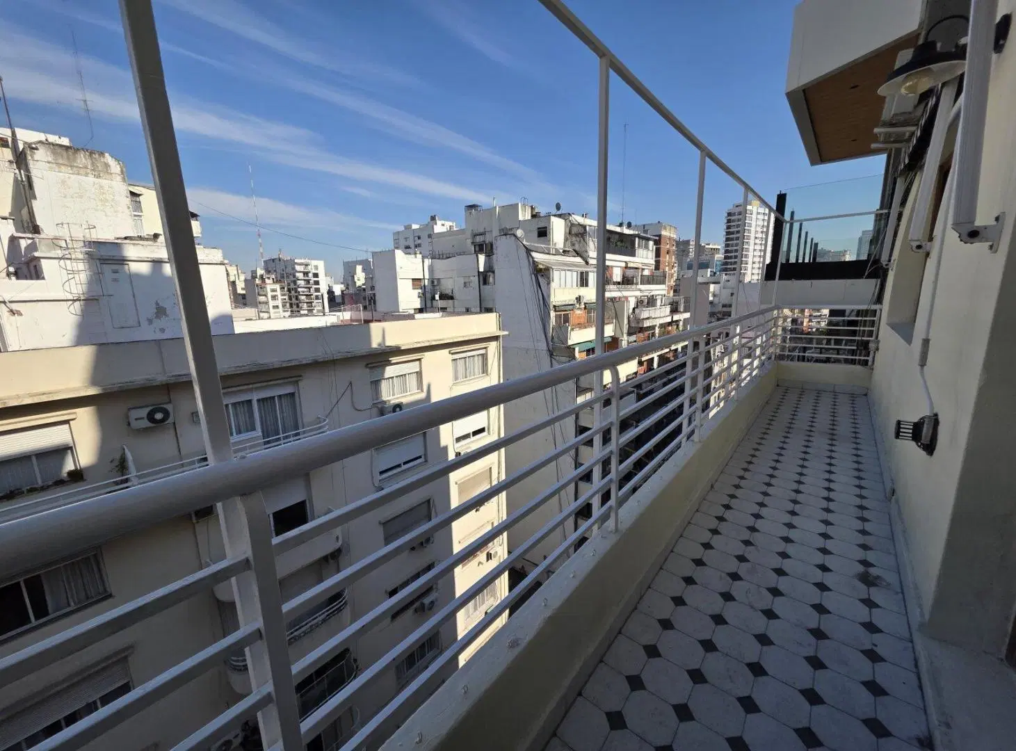ALQUILER. DEPTO. 3 AMBIENTES. APTO PROFESIONAL. BALCÓN. RECOLETA. 1