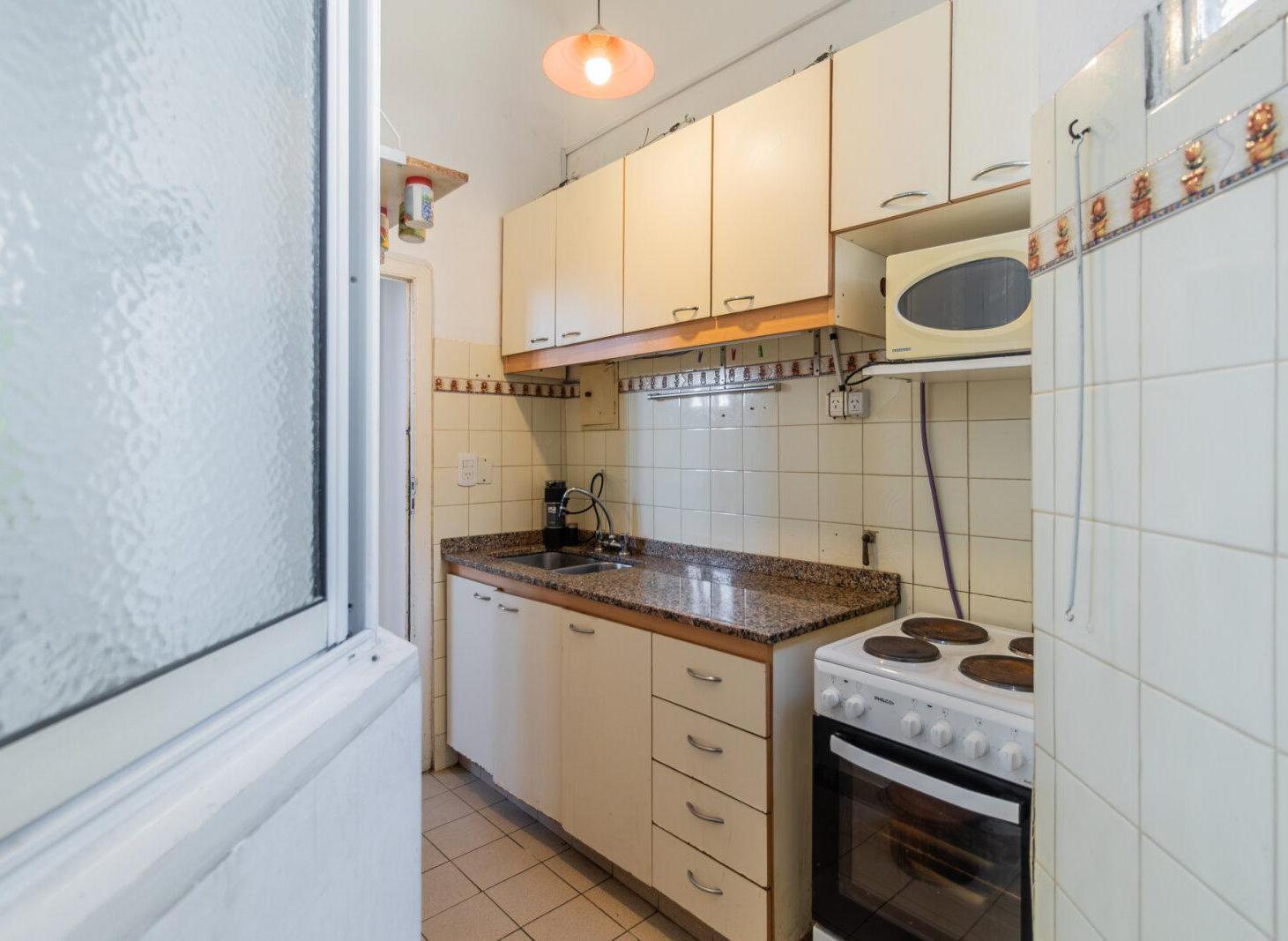 Foto de VENTA. DEPTO. 2 AMBIENTES. BALVANERA., imagen 3