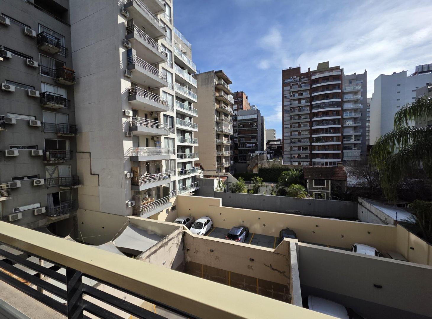 Foto de ALQUILER. DEPTO. 2 AMBIENTES. COCHERA. BALCÓN. VILLA URQUIZA., imagen 5