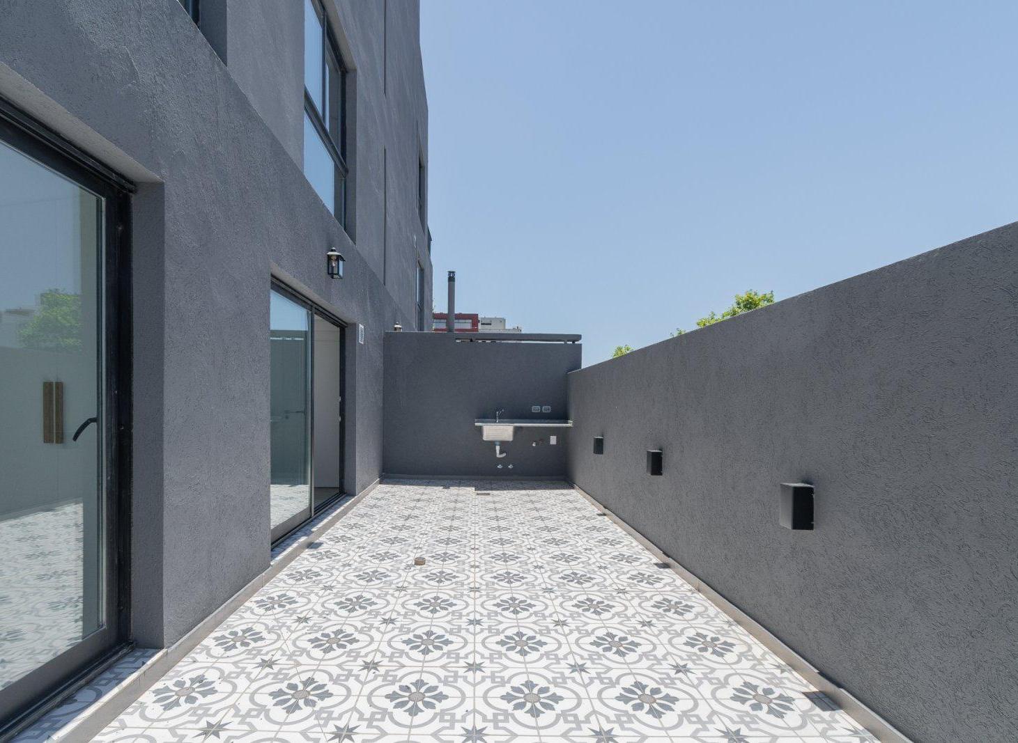 Foto de EN VENTA. BELGRANO. 3 AMB. A ESTRENAR. PATIO., imagen 3