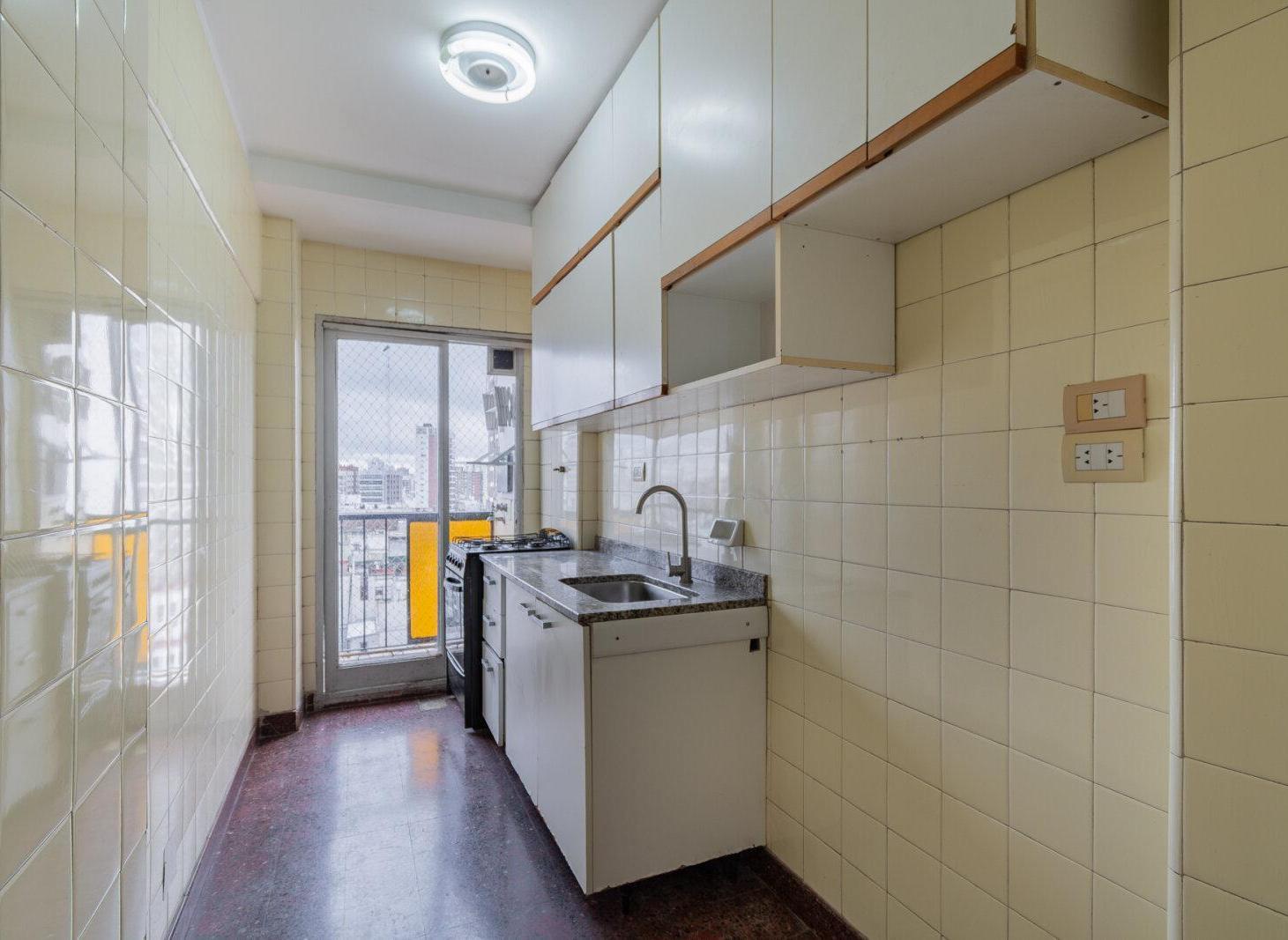 Foto de EN VENTA. COLEGIALES/BELGRANO. DEPTO. 3 AMB. BAULERA., imagen 4
