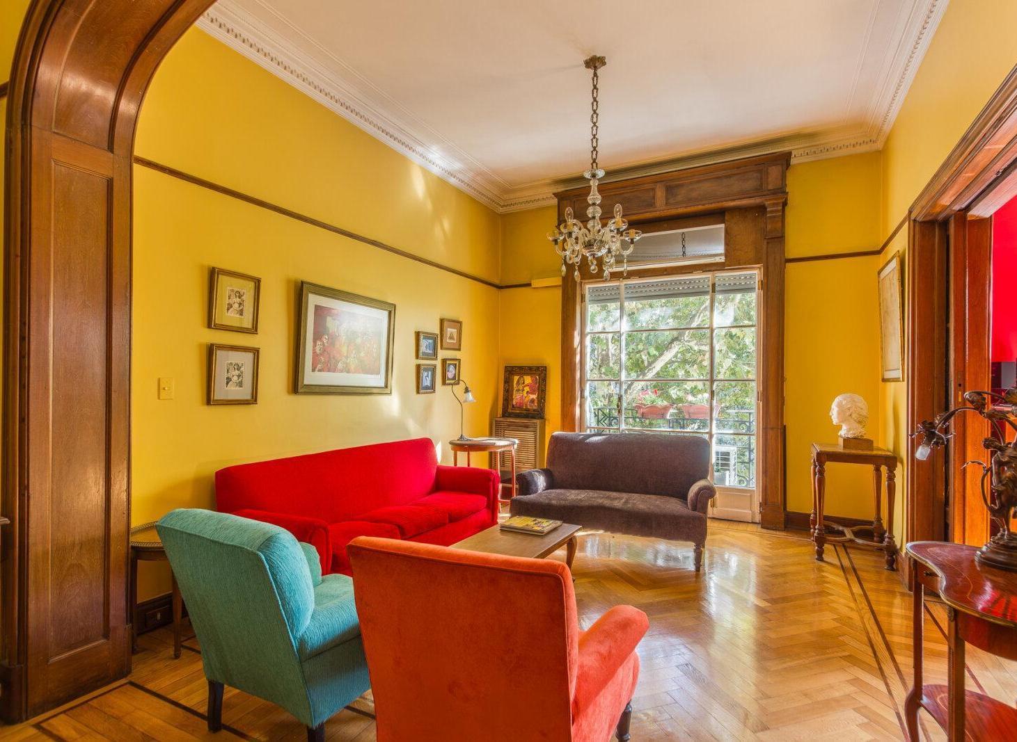 Foto de Departamento centenario cuatro ambientes más dependencia. Recoleta, imagen 2