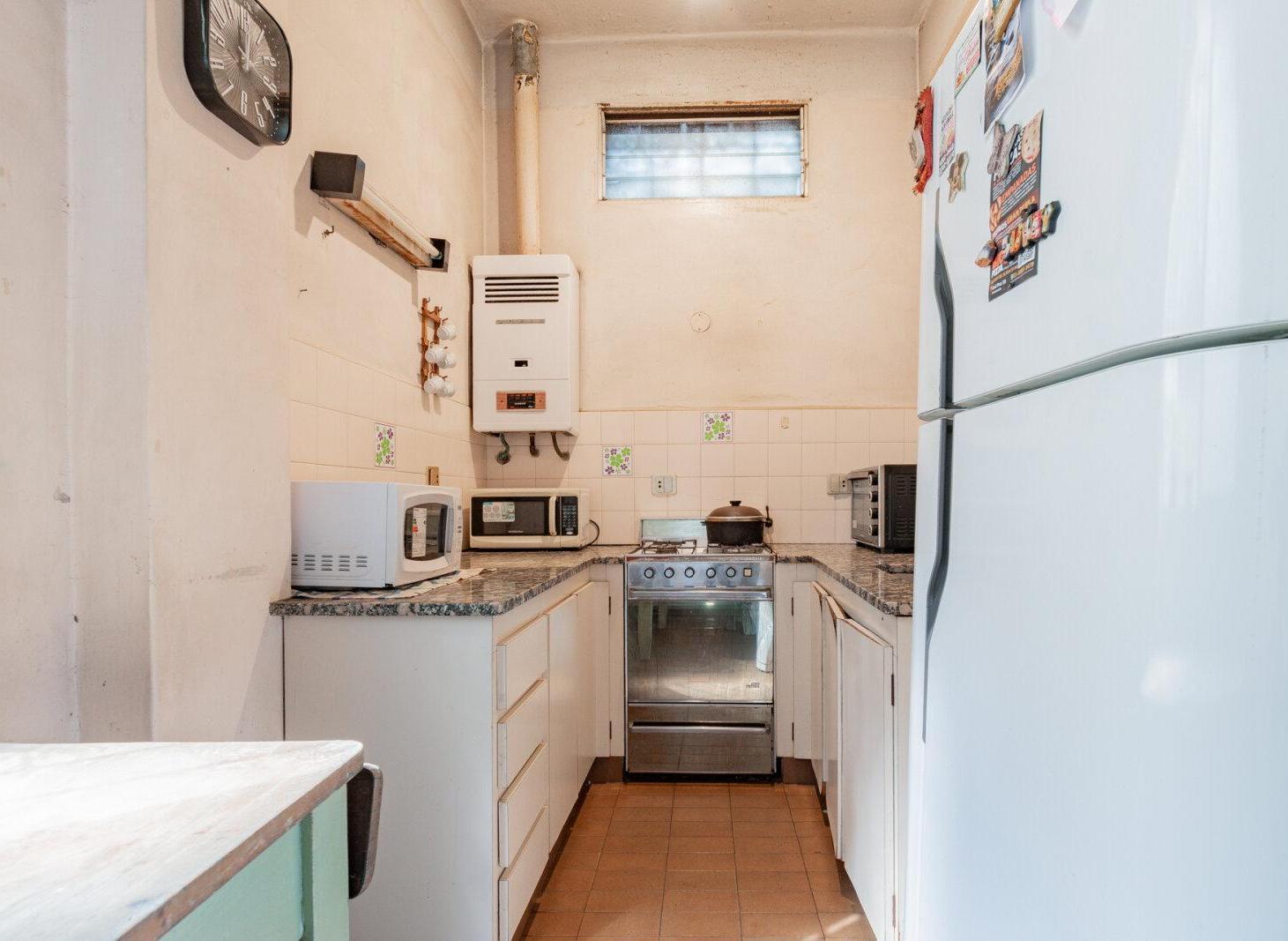 Foto de VENTA. PH TIPO DUPLEX. 3 AMBIENTES. TERRAZA. APTO CRÉDITO. AVELLANEDA., imagen 4