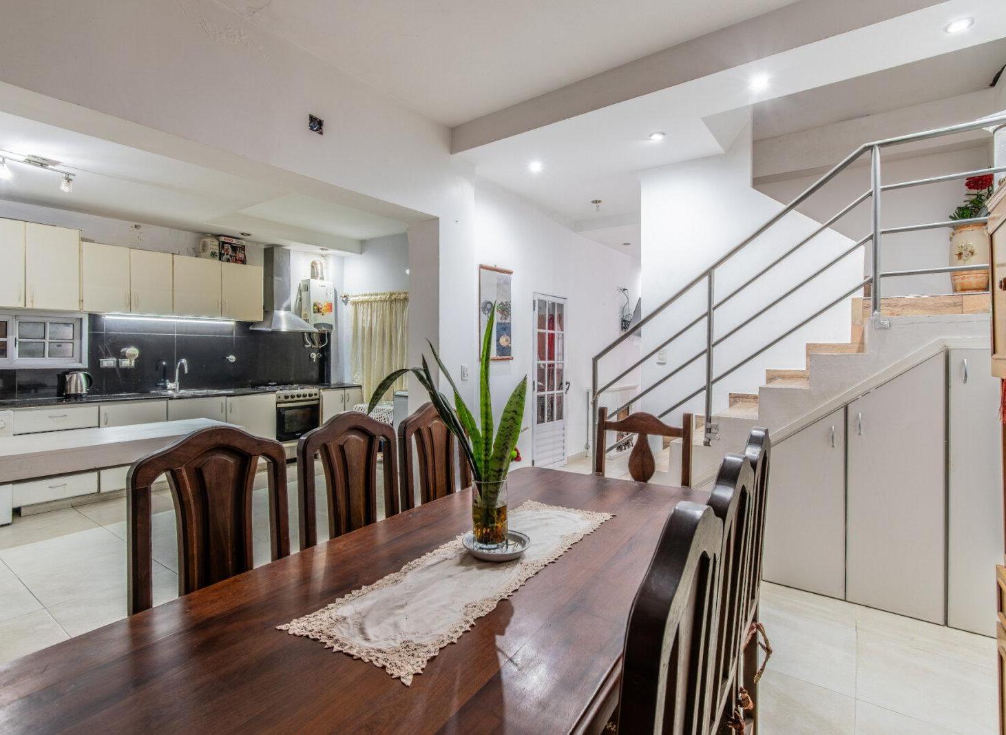 Foto de Venta. PH tipo casa al frente con cochera, balcon terraza y sin, imagen 5