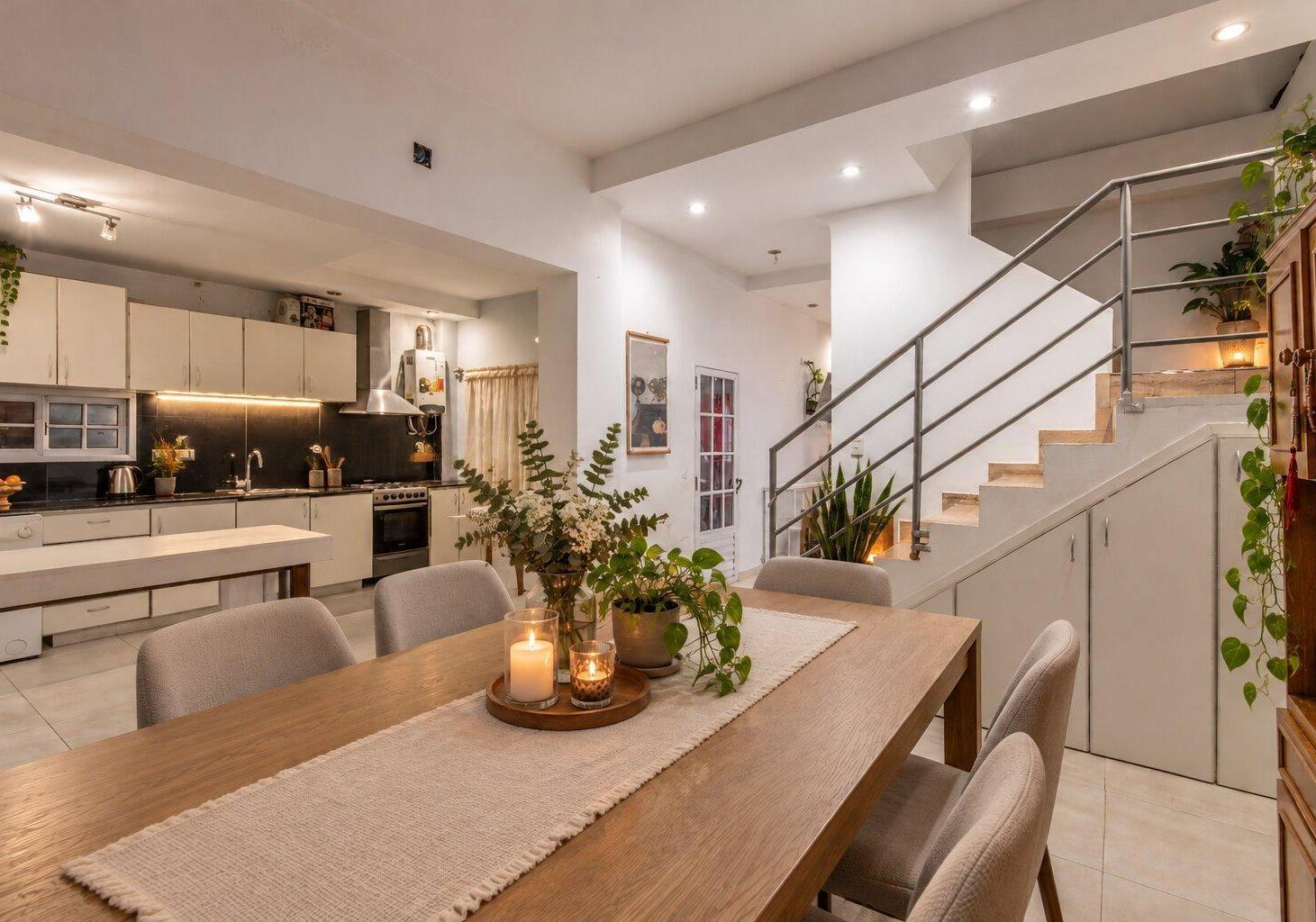 Foto de Venta. PH tipo casa al frente con cochera, balcon terraza y sin, imagen 2